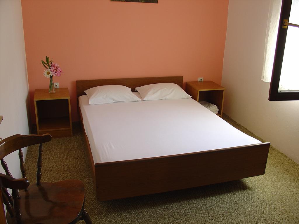 Apartments And Rooms Mirjana Бибинье Экстерьер фото